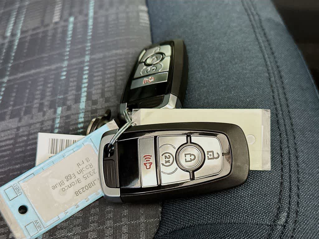 Thumbnail: 2025 Ford Bronco - 21