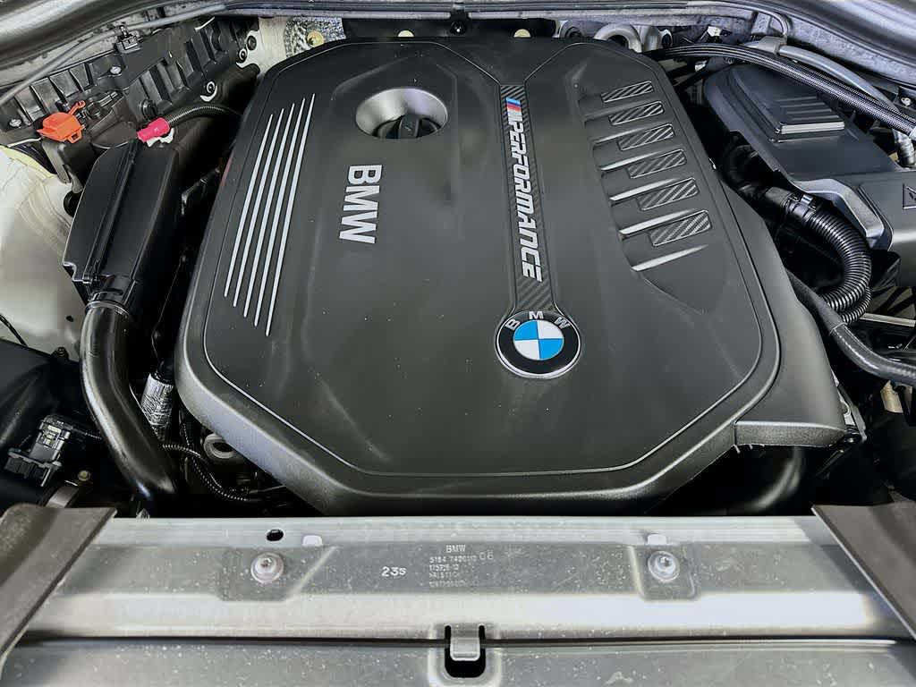 Thumbnail: 2019 BMW M4 - 9