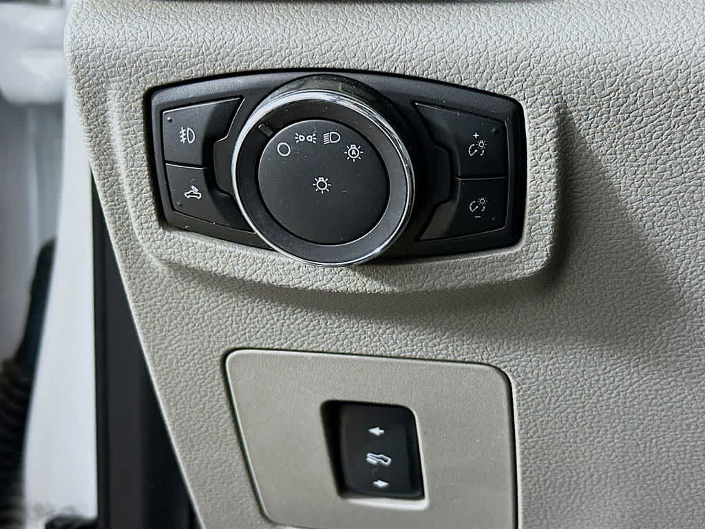 Thumbnail: 2015 Ford F-150 - 25