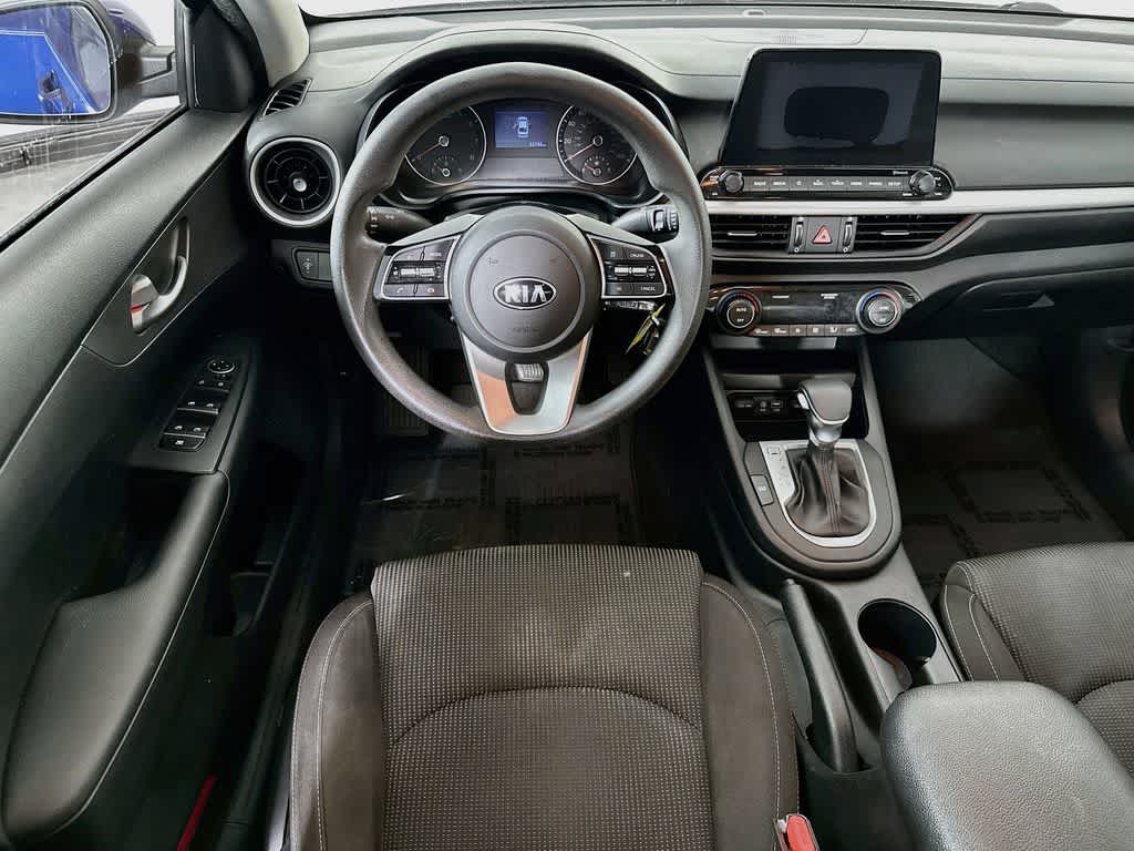 Thumbnail: 2019 Kia Forte - 10