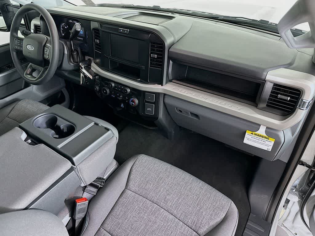 Thumbnail: 2026 Ford F-250 - 31