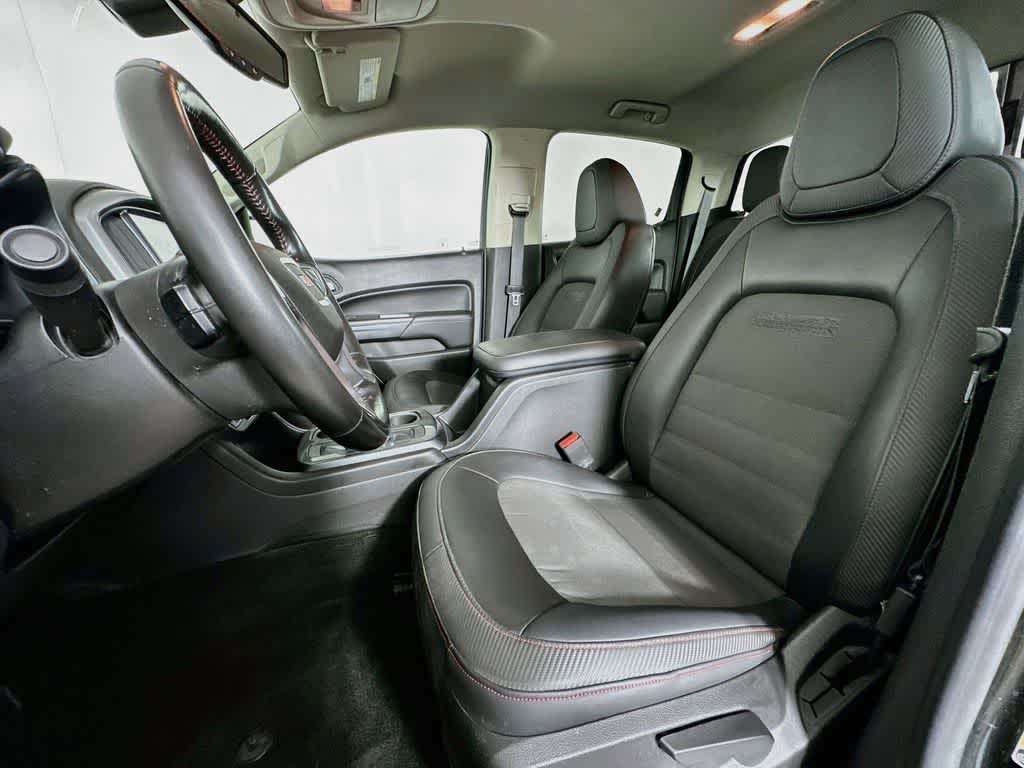 Thumbnail: 2016 GMC Canyon - 12