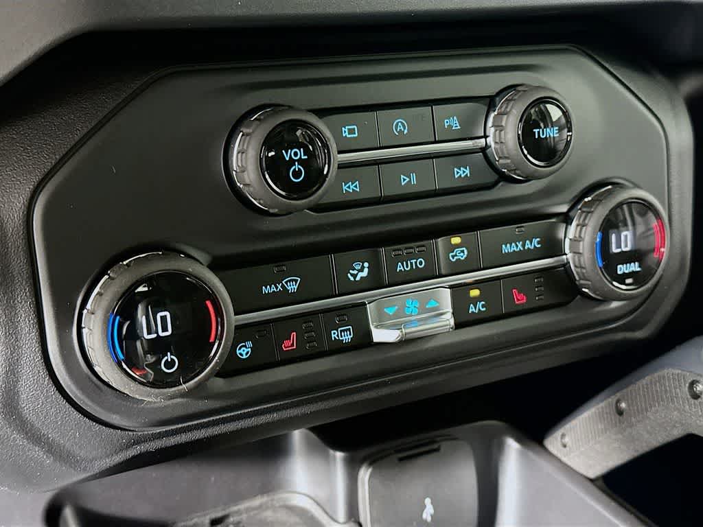 Thumbnail: 2025 Ford Bronco - 18