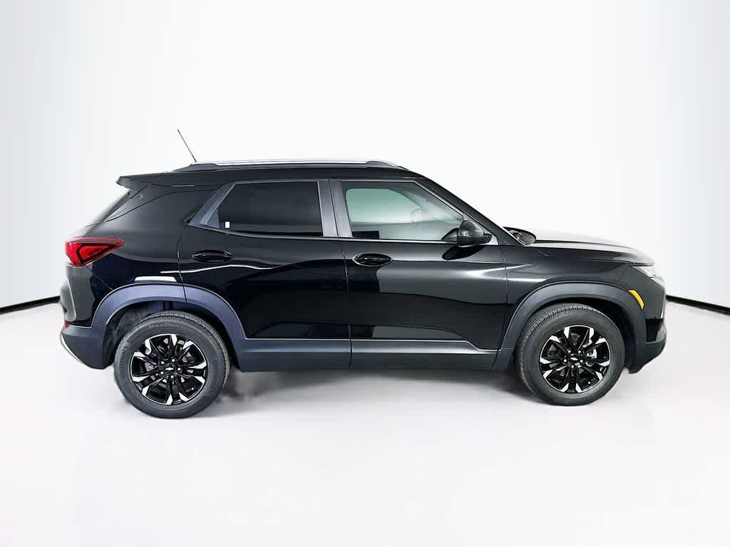 Thumbnail: 2023 Chevrolet TrailBlazer - 25