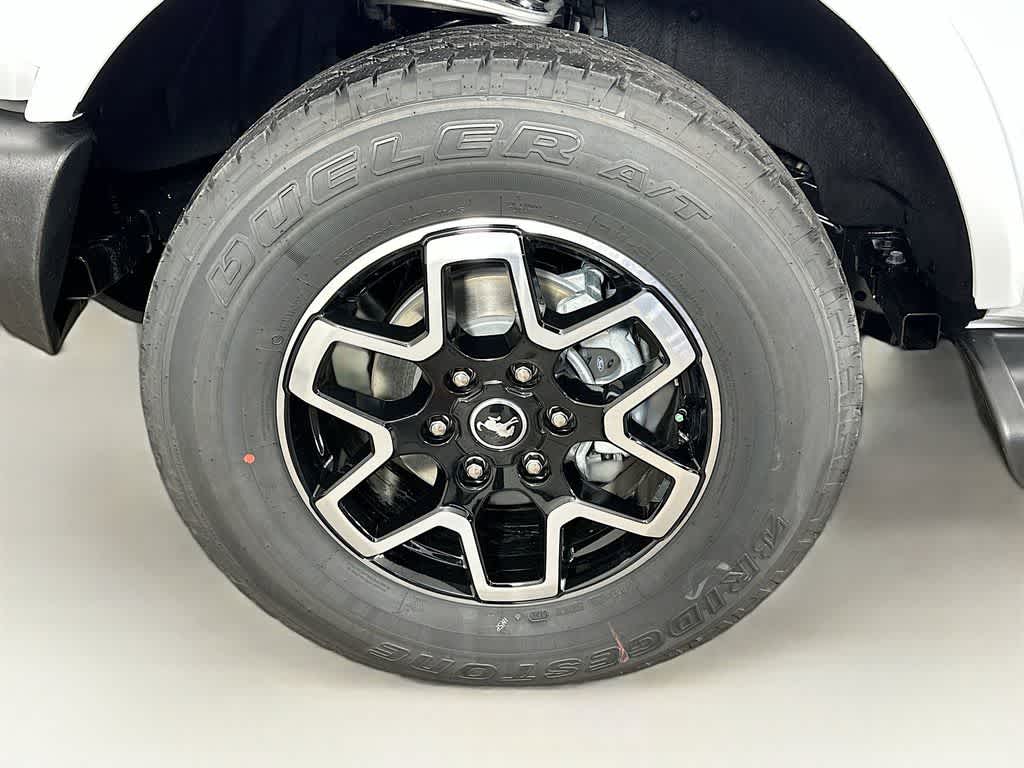 Thumbnail: 2026 Ford Bronco - 8