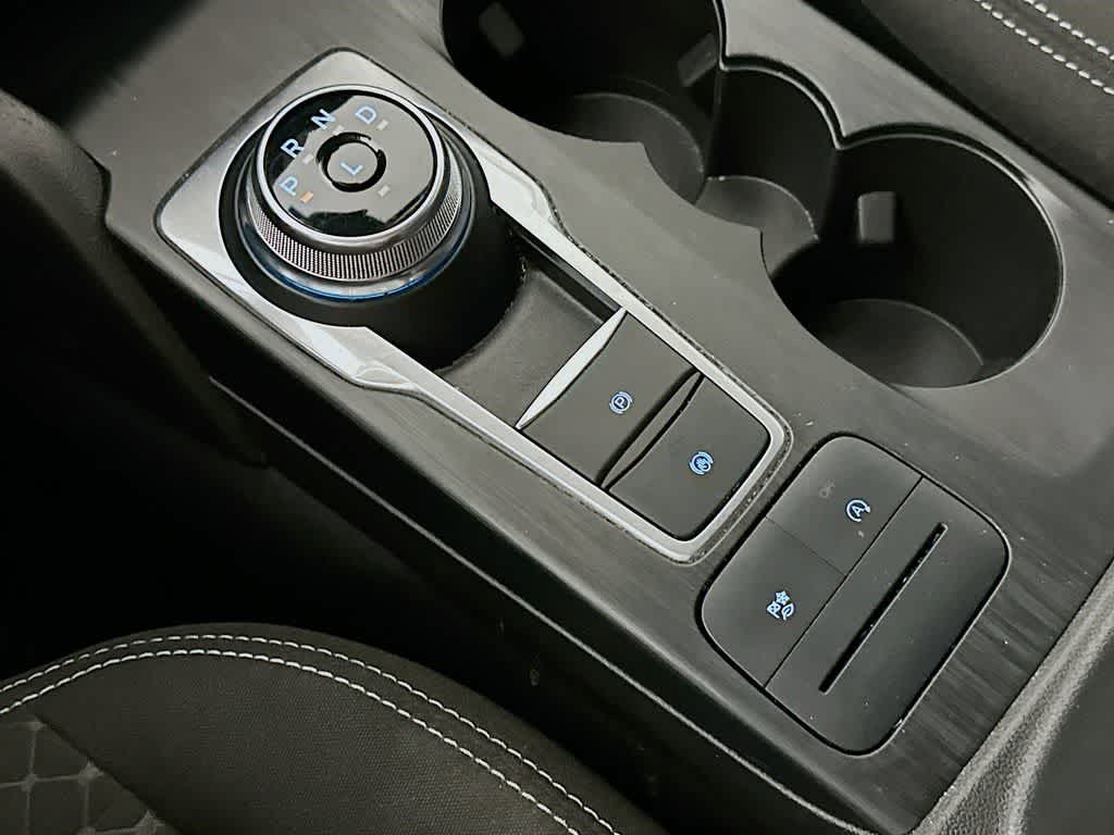 Thumbnail: 2023 Ford Escape - 19