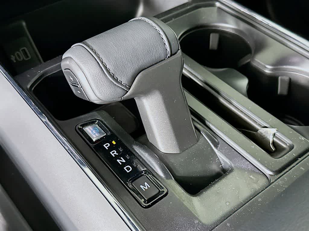 Thumbnail: 2025 Ford F-150 - 19