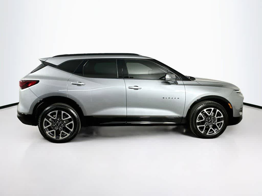 Thumbnail: 2025 Chevrolet Blazer - 26