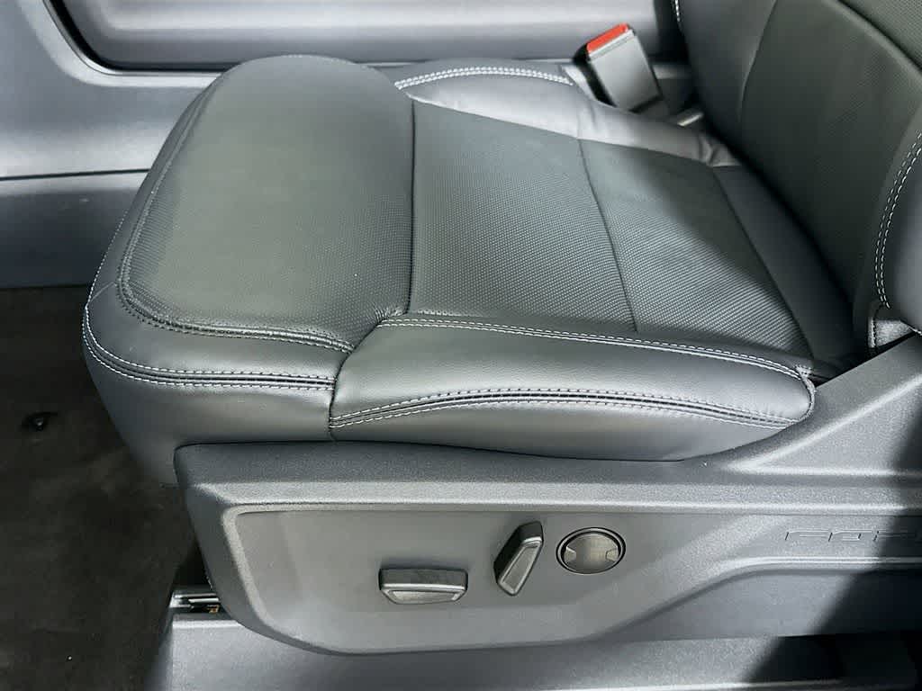 Thumbnail: 2026 Ford Expedition - 31