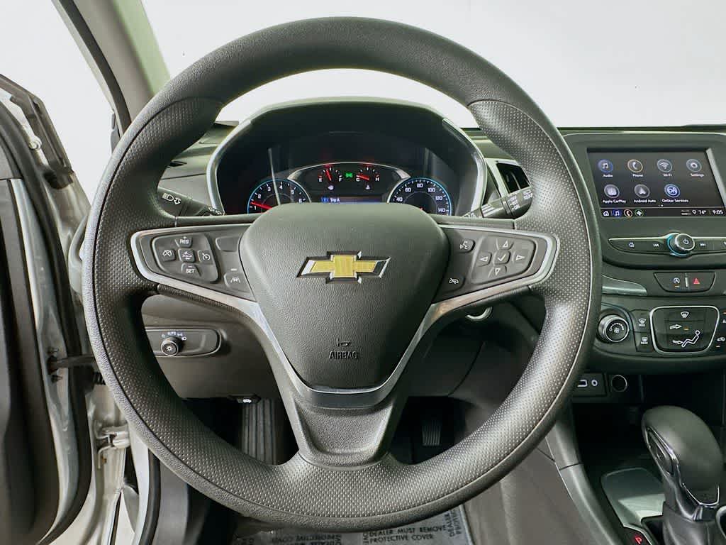 Thumbnail: 2022 Chevrolet Equinox - 16