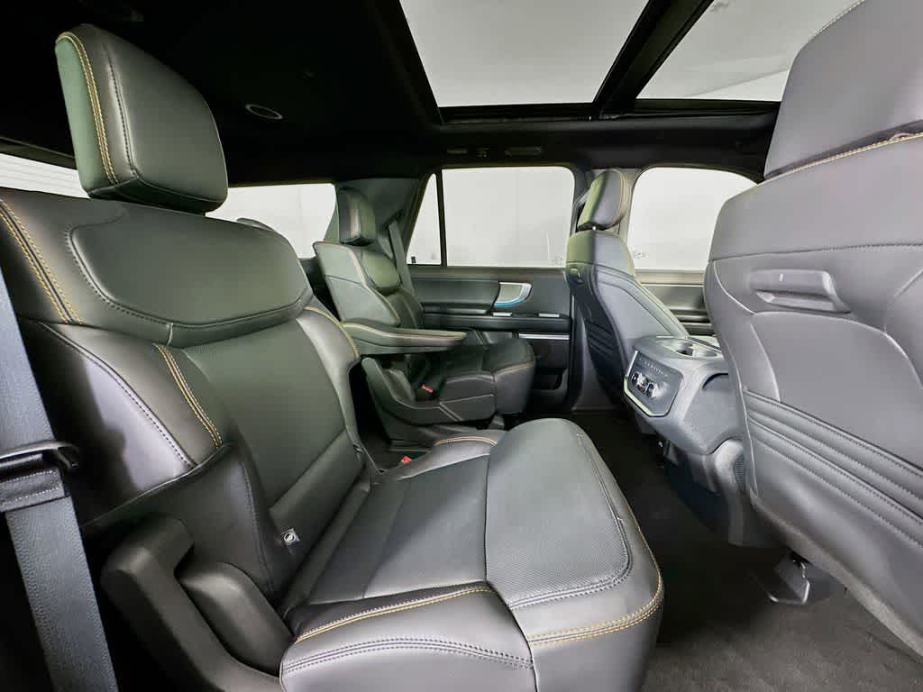 2025 Ford Expedition Tremor 33