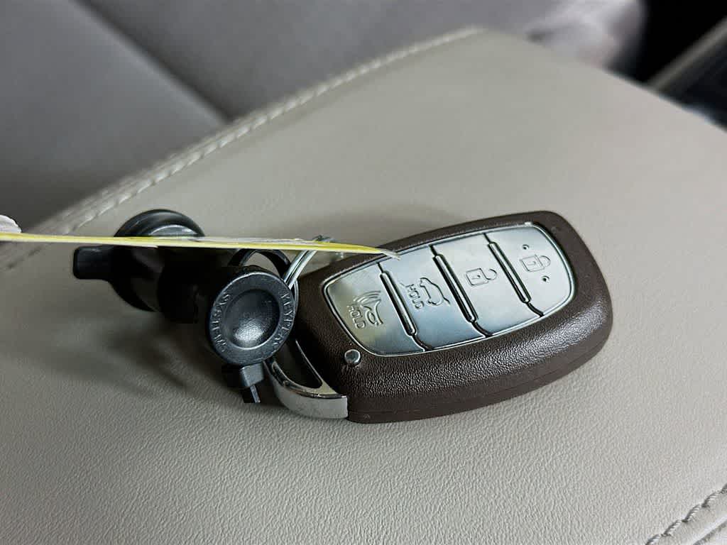 Thumbnail: 2019 Hyundai Tucson - 21