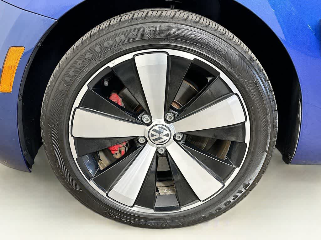 Thumbnail: 2013 Volkswagen Beetle - 8