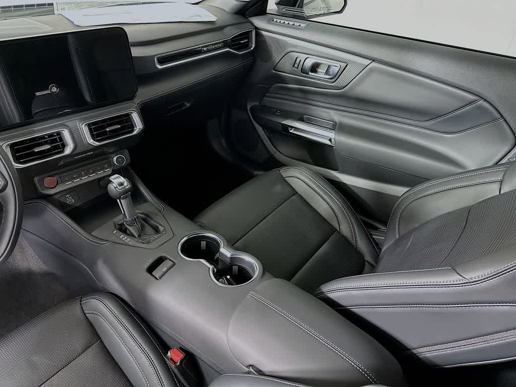 Thumbnail: 2025 Ford Mustang - 11