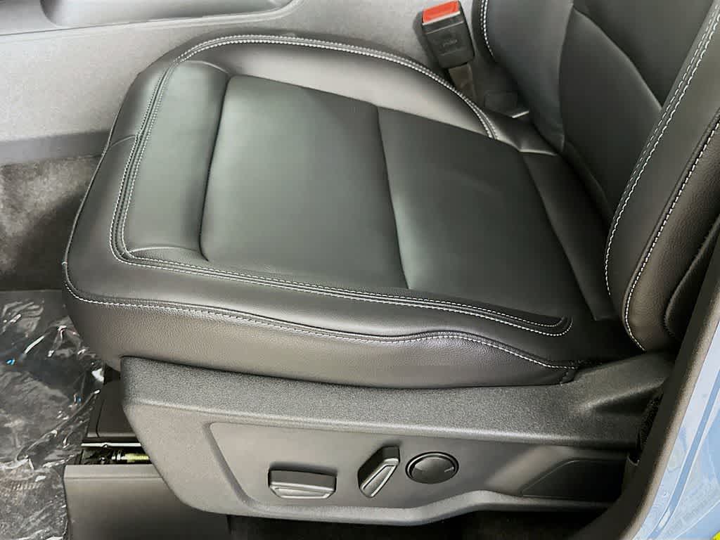 Thumbnail: 2025 Ford Bronco - 30