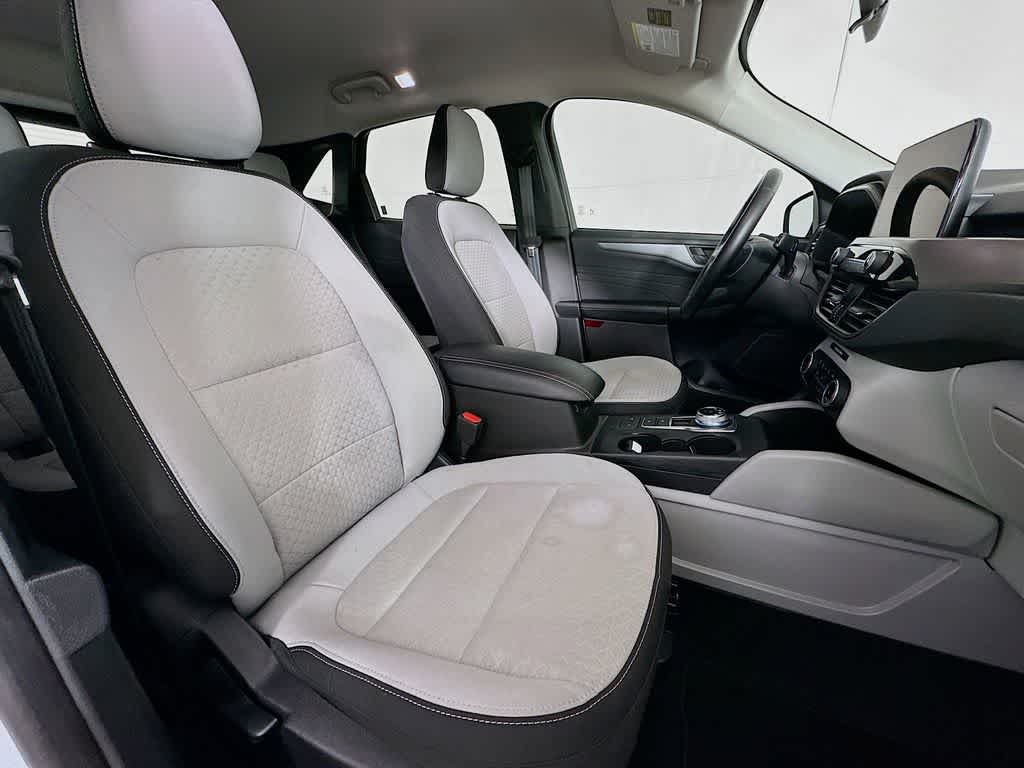 Thumbnail: 2024 Ford Escape - 15