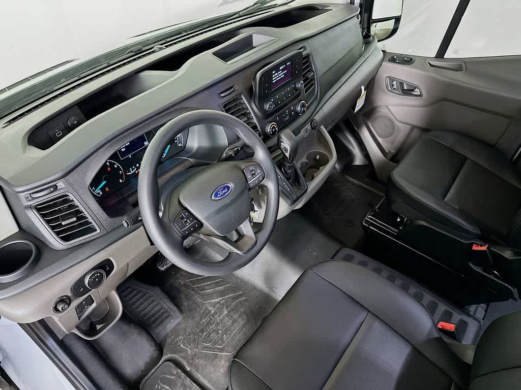 Thumbnail: 2025 Ford Transit Series - 2