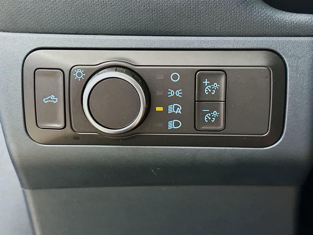 Thumbnail: 2022 Ford Maverick - 25