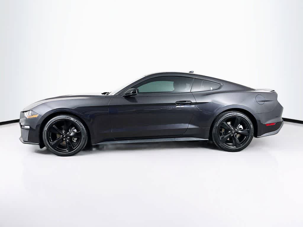 Thumbnail: 2022 Ford Mustang - 3