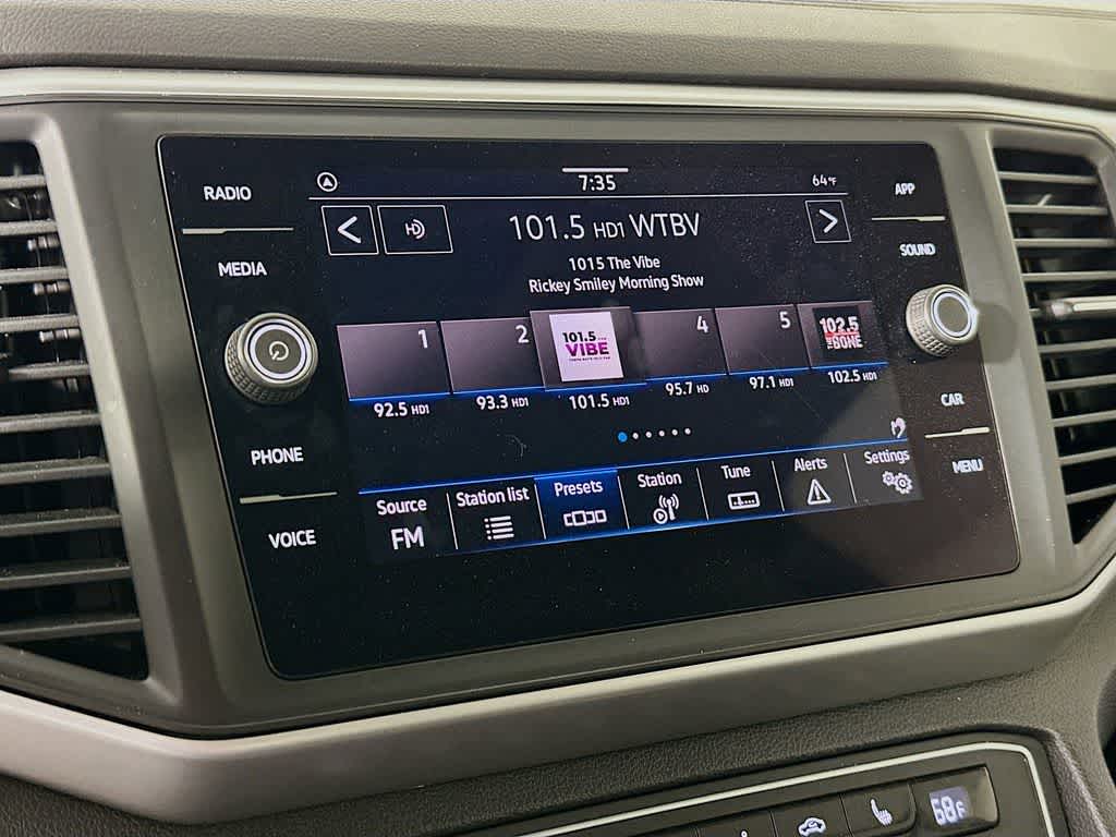 Thumbnail: 2021 Volkswagen Atlas - 16