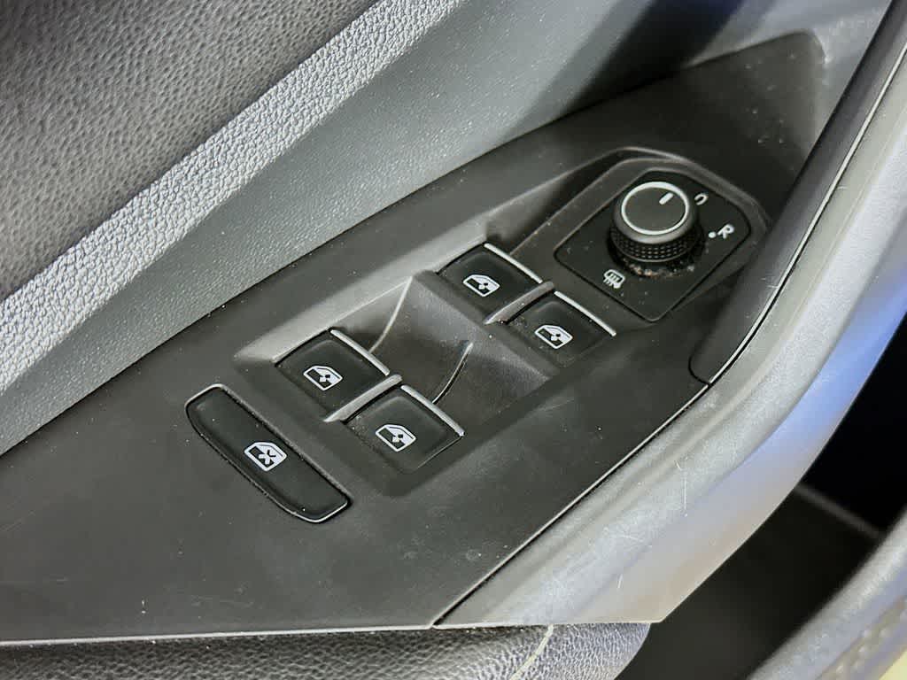 Thumbnail: 2024 Volkswagen Jetta - 28