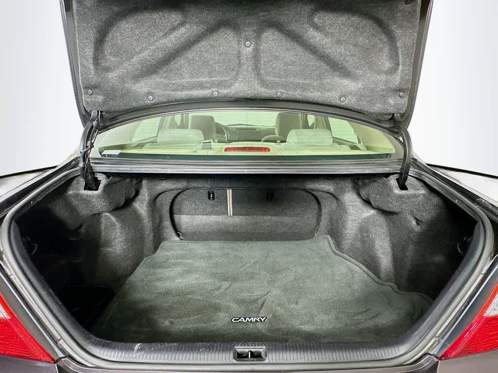 Thumbnail: 2003 Toyota Camry - 20