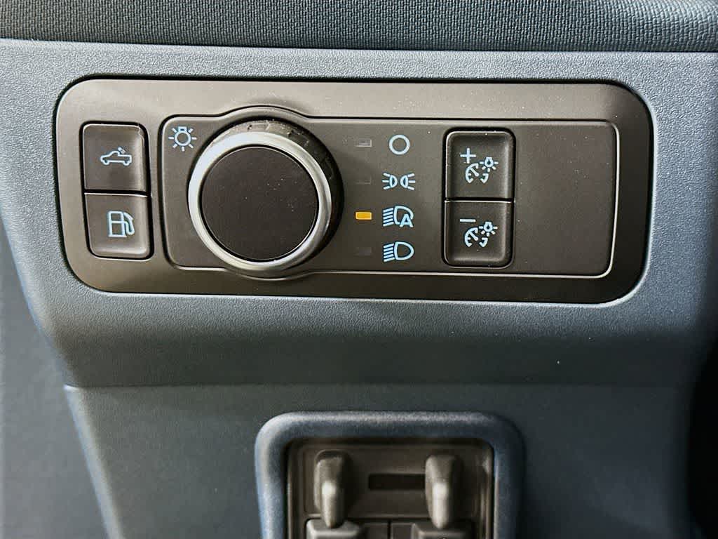 Thumbnail: 2025 Ford Maverick - 25