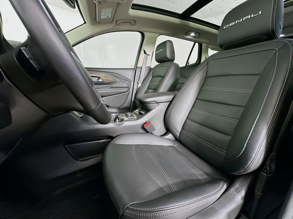 2022 GMC Terrain Denali 12
