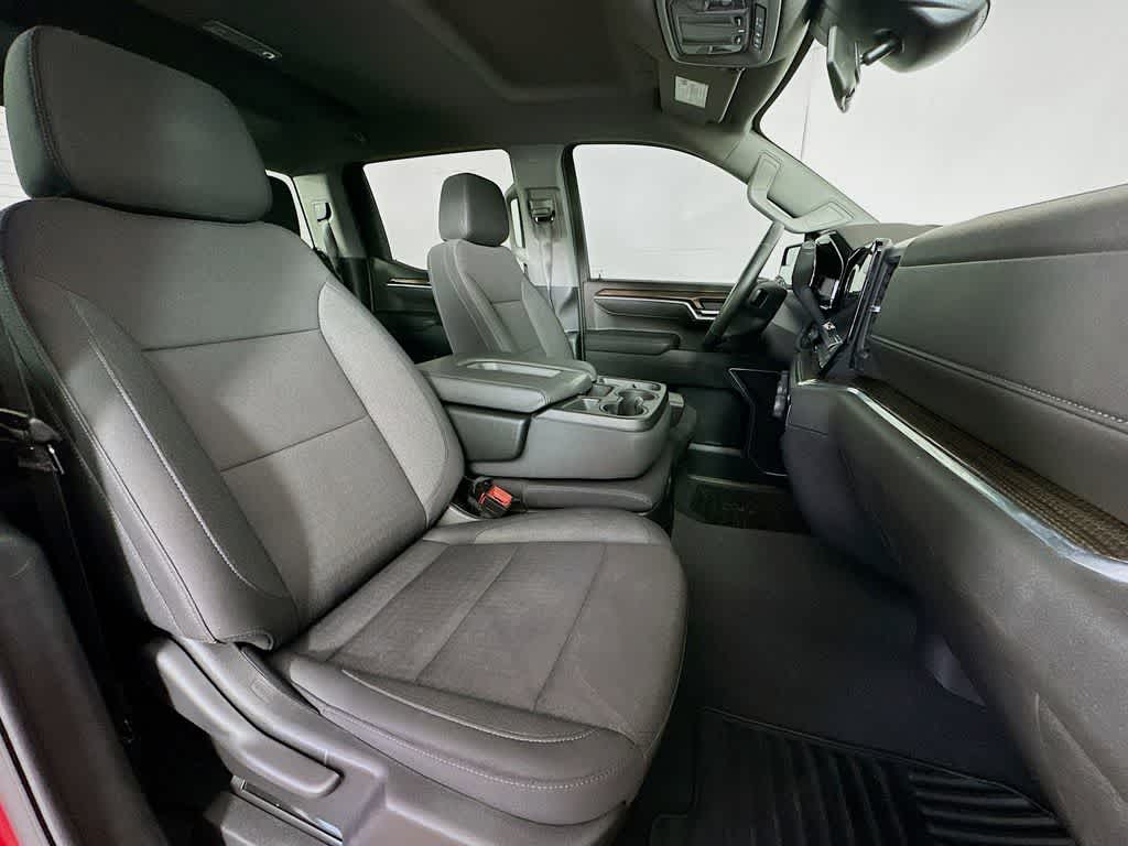 Thumbnail: 2025 Chevrolet Silverado 1500 - 15