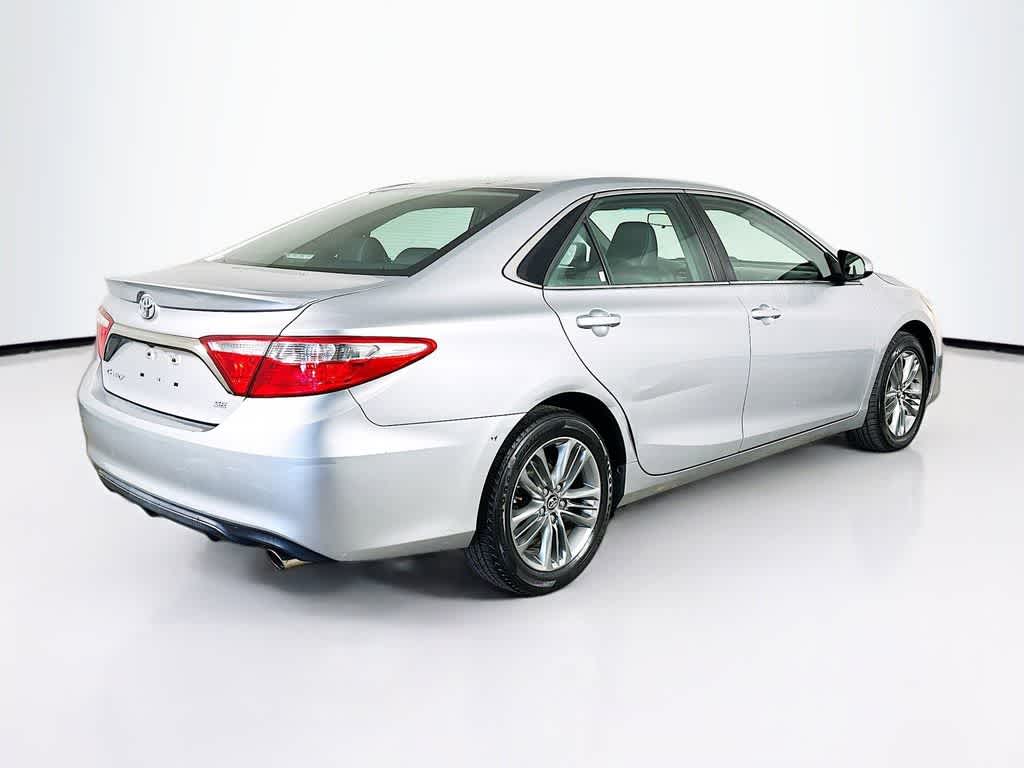 Thumbnail: 2017 Toyota Camry - 24