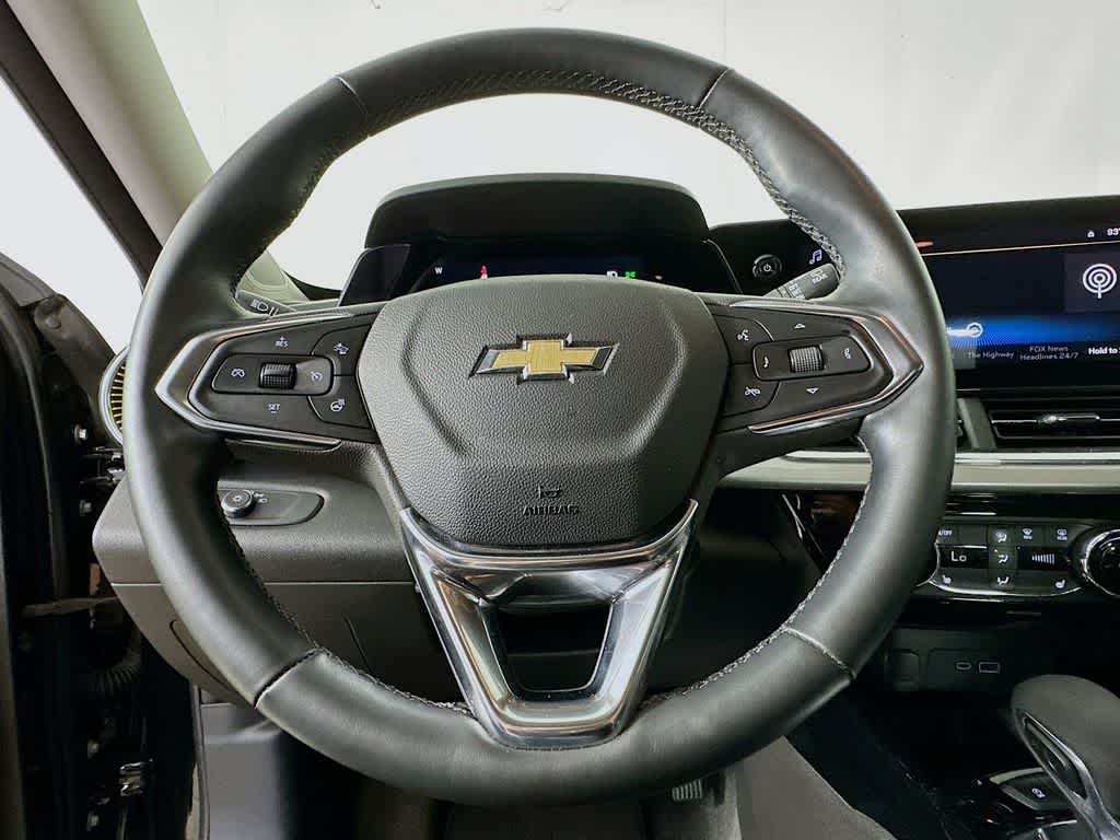Thumbnail: 2024 Chevrolet Trax - 15