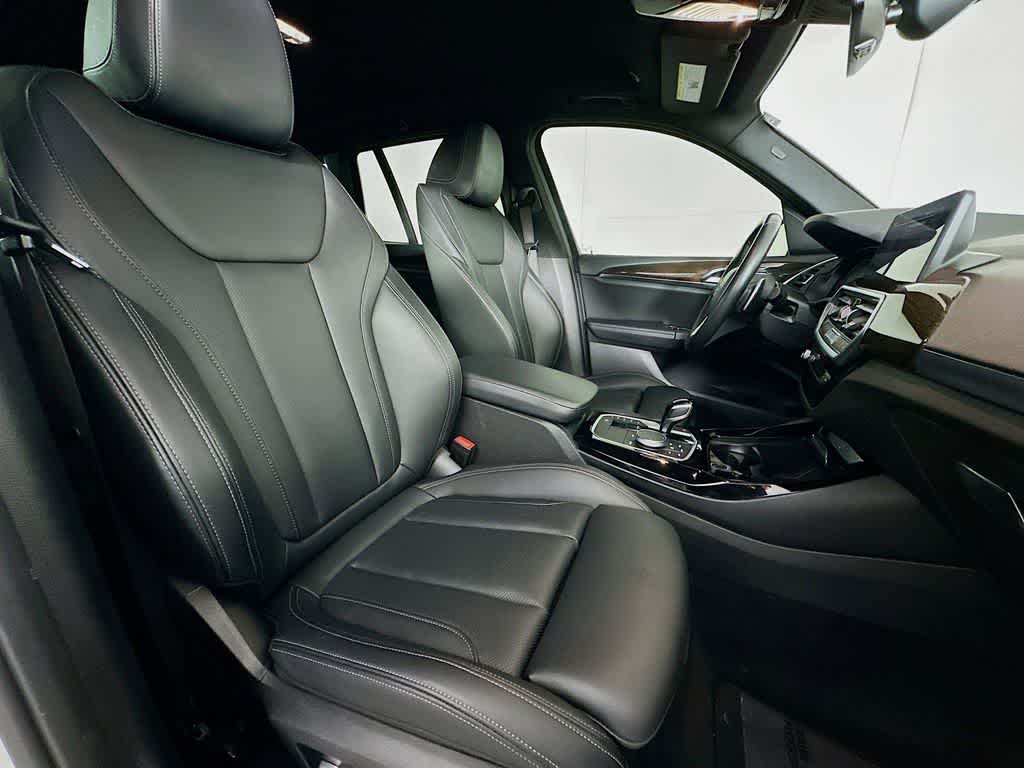 Thumbnail: 2022 BMW X3 - 15