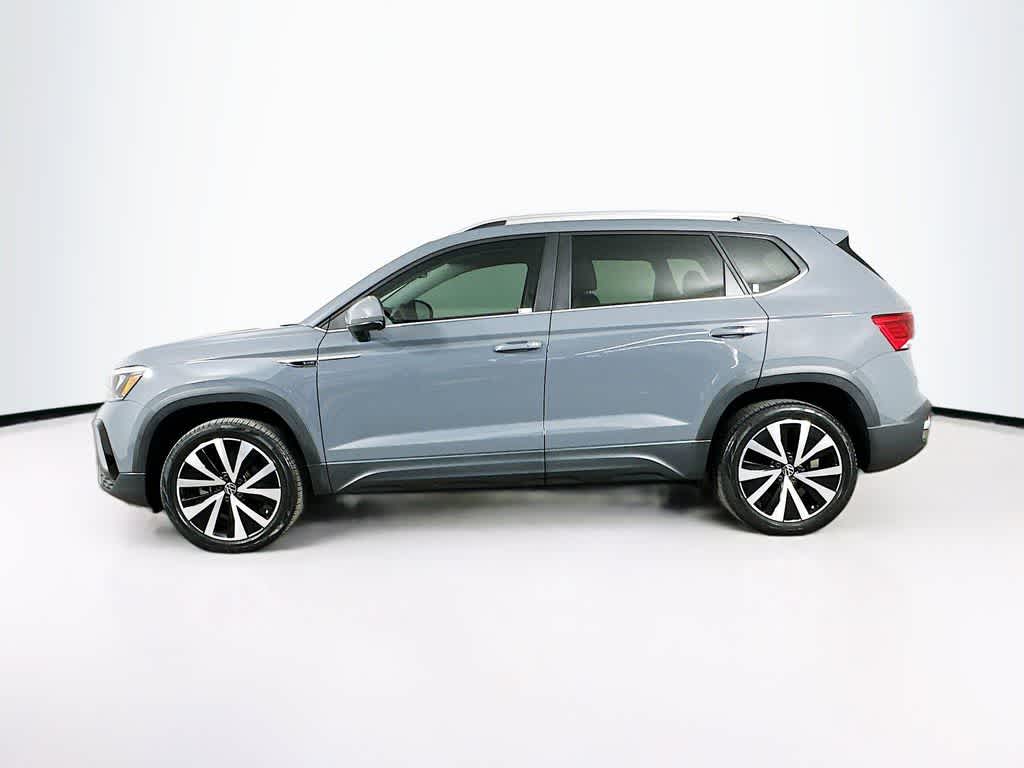 Thumbnail: 2023 Volkswagen Taos - 3