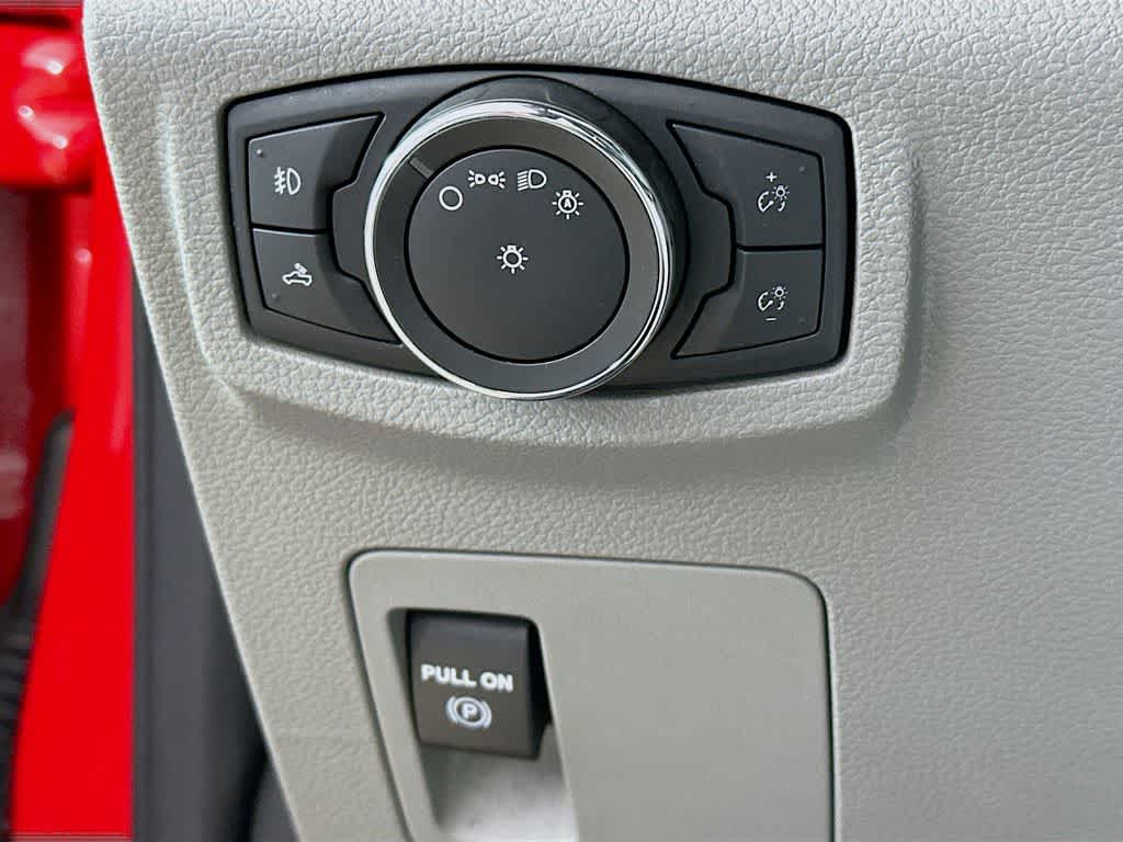 Thumbnail: 2016 Ford F-150 - 24