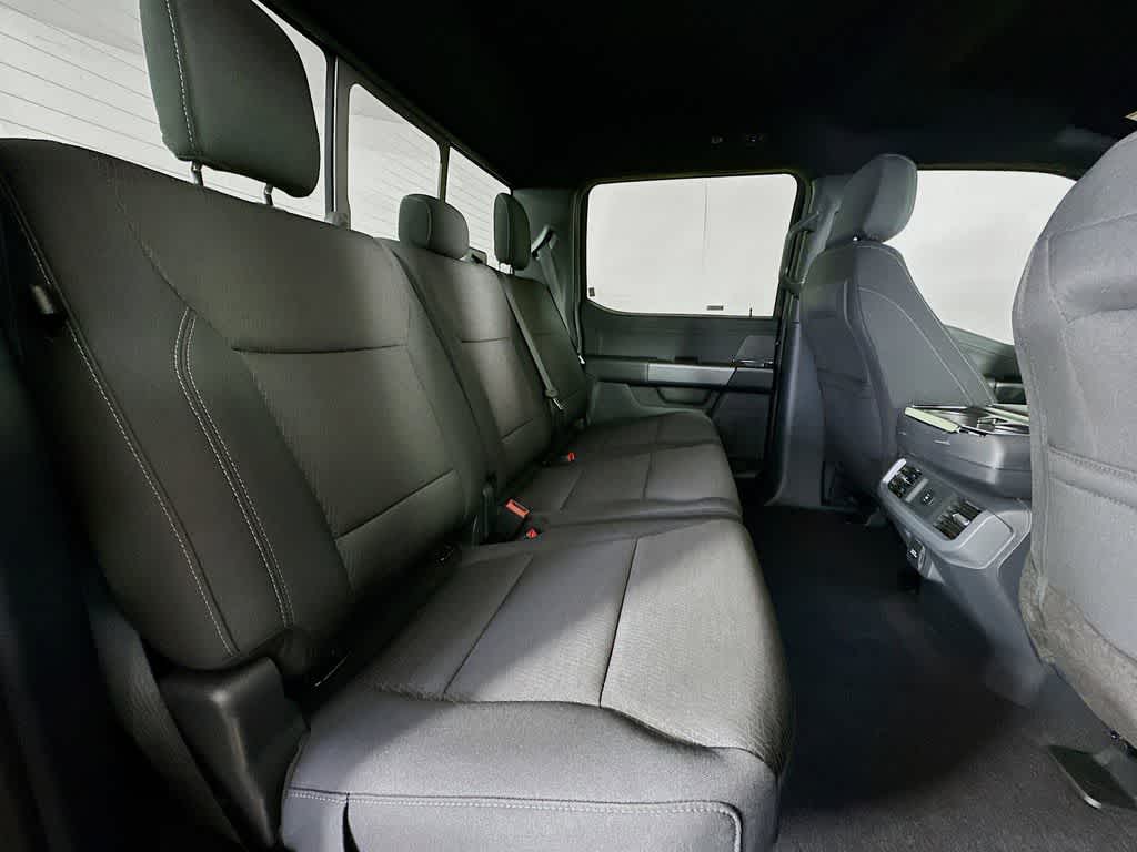 Thumbnail: 2025 Ford F-150 - 32