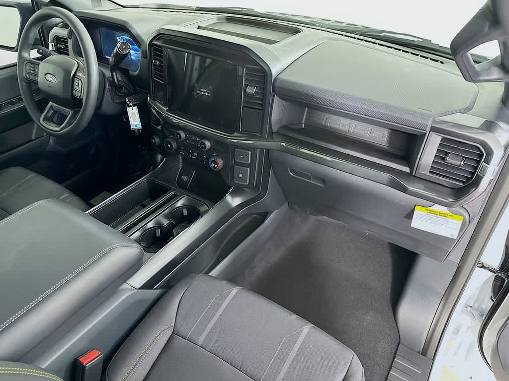 Thumbnail: 2025 Ford F-150 - 32