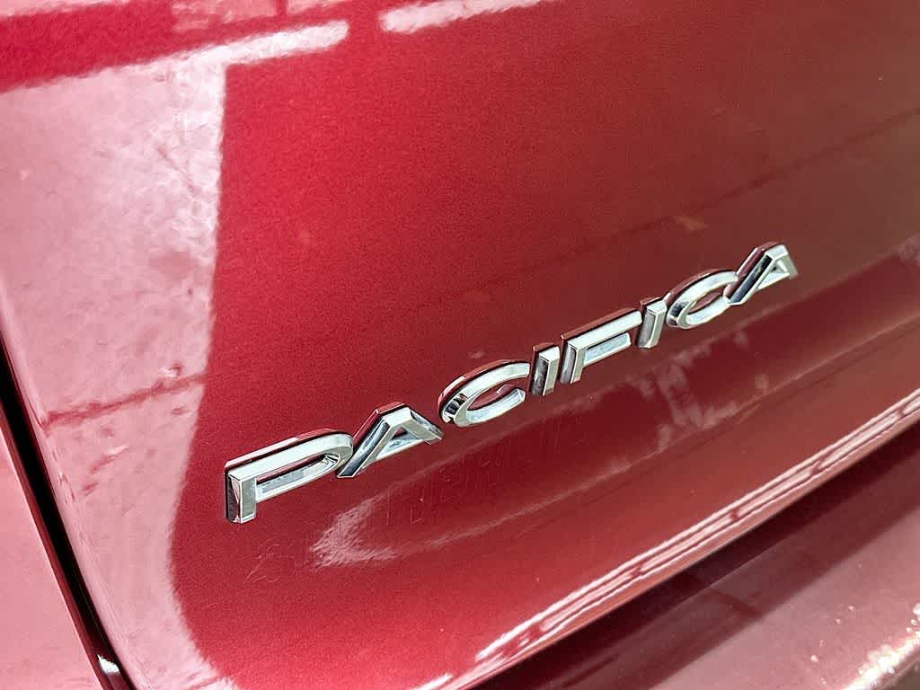 Thumbnail: 2020 Chrysler Pacifica - 7
