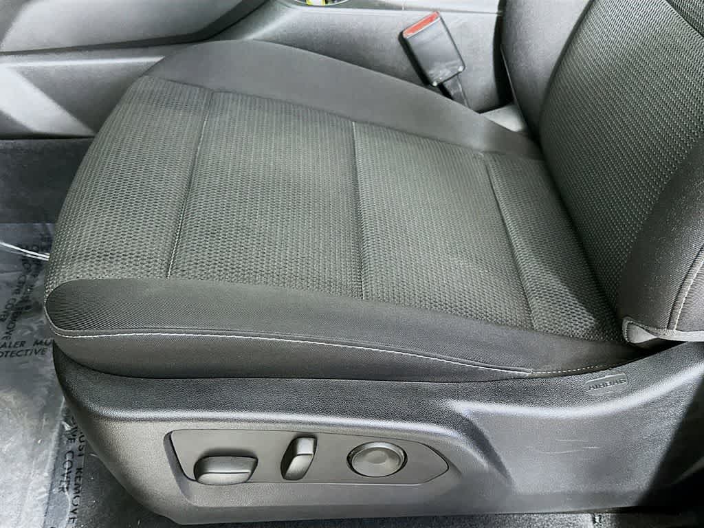 Thumbnail: 2023 GMC Canyon - 28