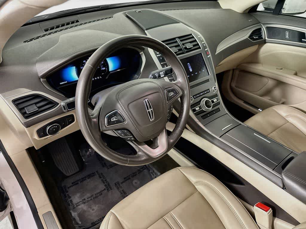Thumbnail: 2020 Lincoln MKZ - 2