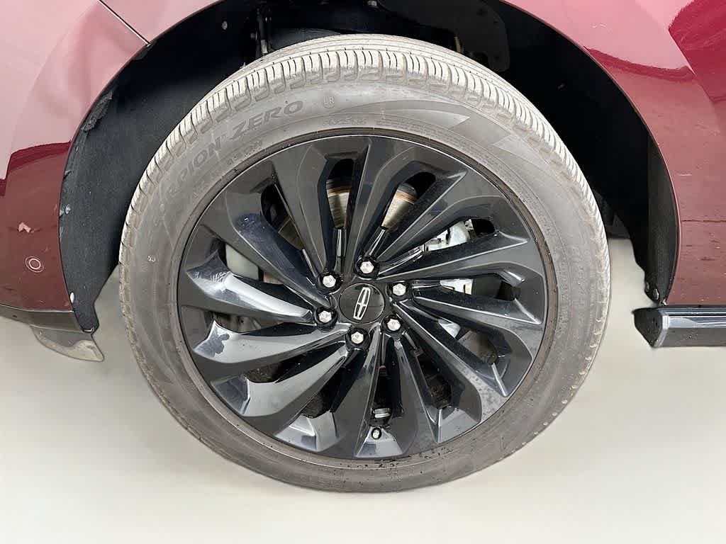 Thumbnail: 2020 Lincoln Navigator - 8