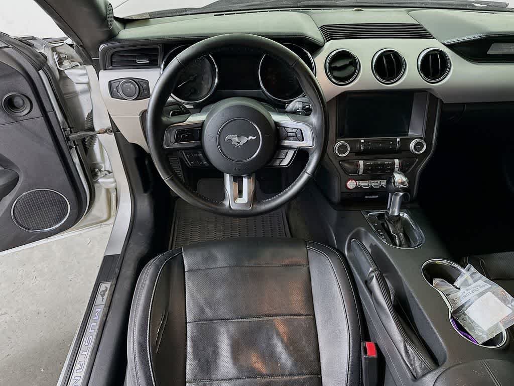 2017 Ford Mustang  10