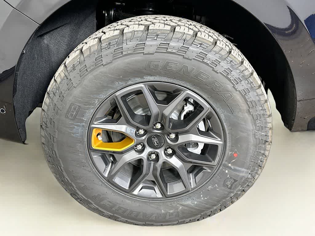 2025 Ford Expedition Tremor 8