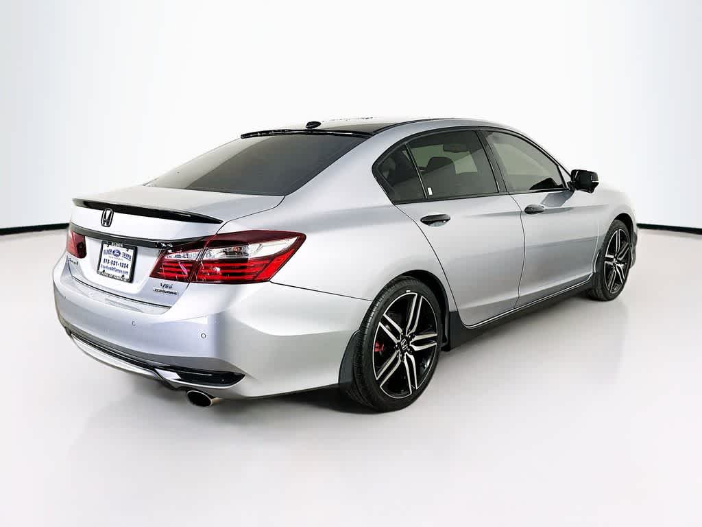 Thumbnail: 2017 Honda Accord - 24