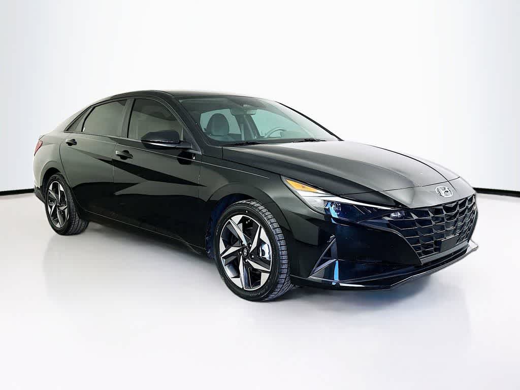 Thumbnail: 2023 Hyundai Elantra - 22