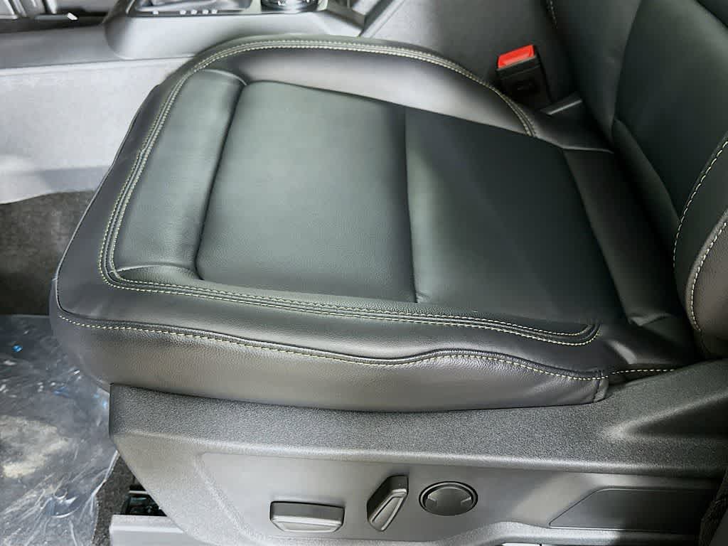 Thumbnail: 2025 Ford Bronco - 30