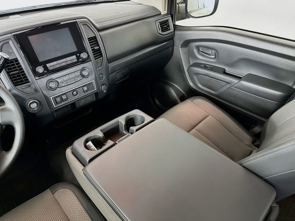 Thumbnail: 2021 Nissan Titan - 11