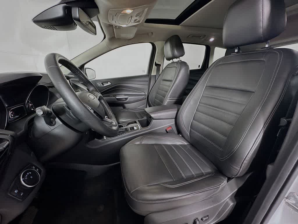 Thumbnail: 2017 Ford Escape - 11