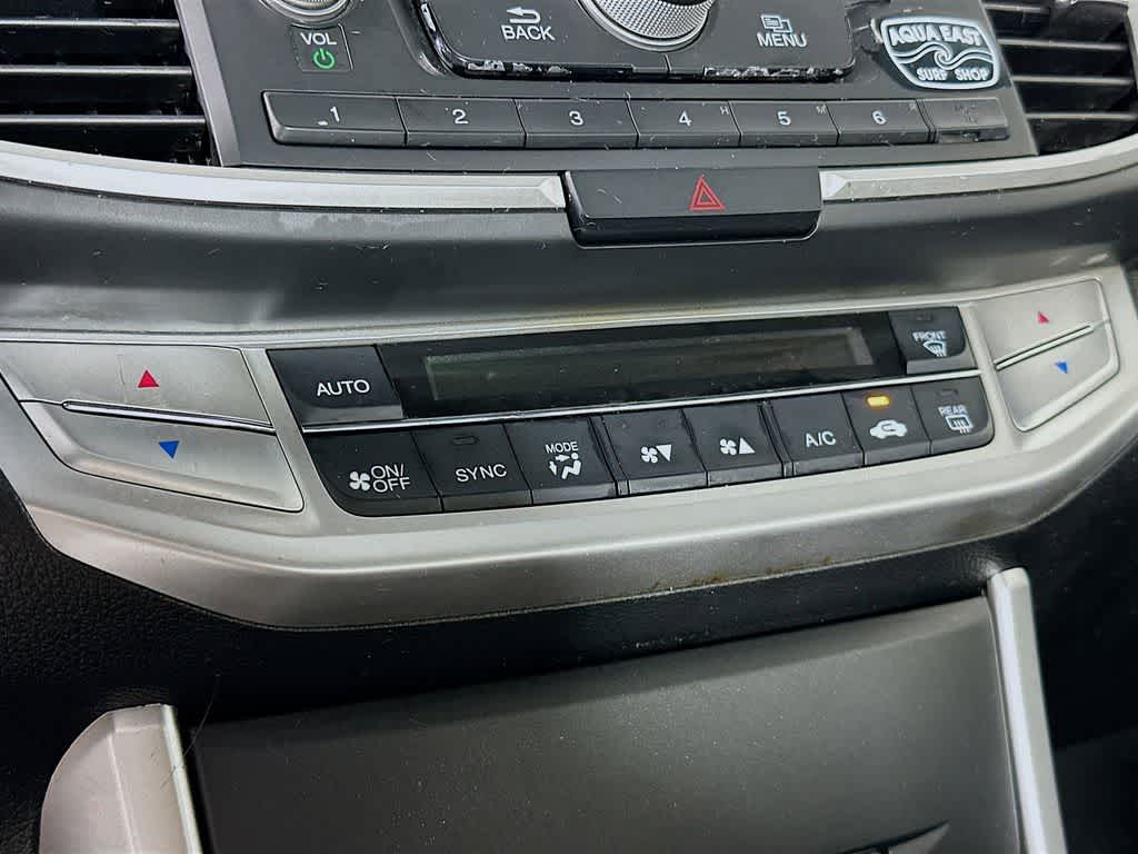 Thumbnail: 2013 Honda Accord - 16