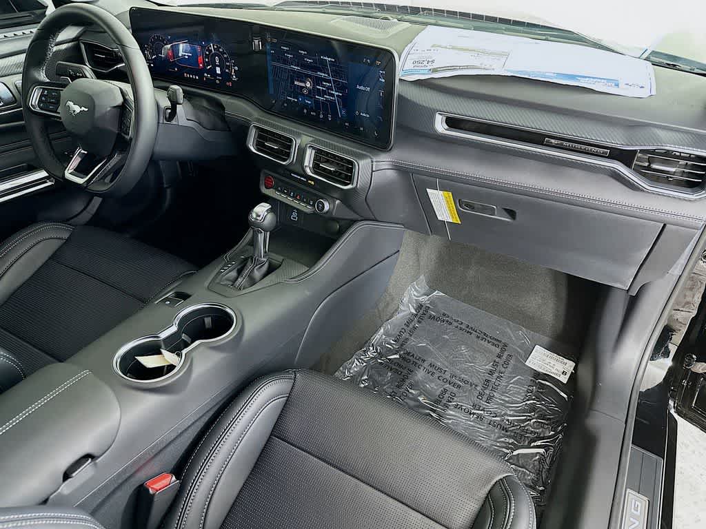 Thumbnail: 2025 Ford Mustang - 31