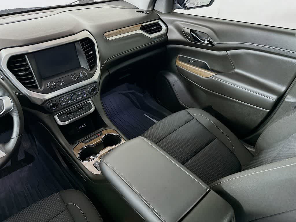 Thumbnail: 2023 GMC Acadia - 11